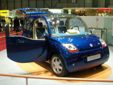 La Blue Car au salon de Genève en 2005.